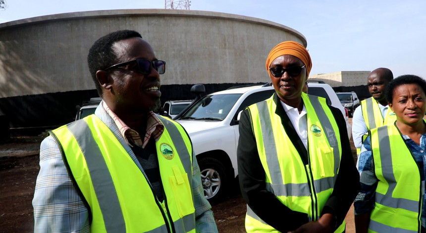 First slide [800x400]