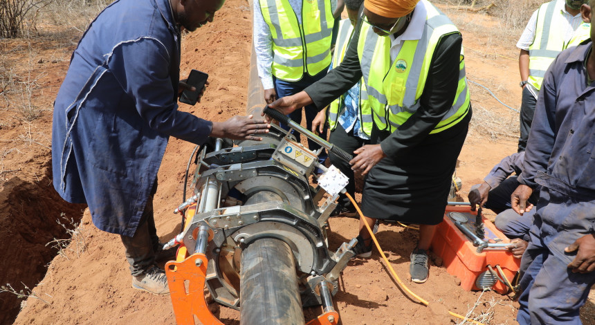 First slide [800x400]