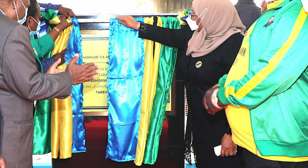 First slide [800x400]