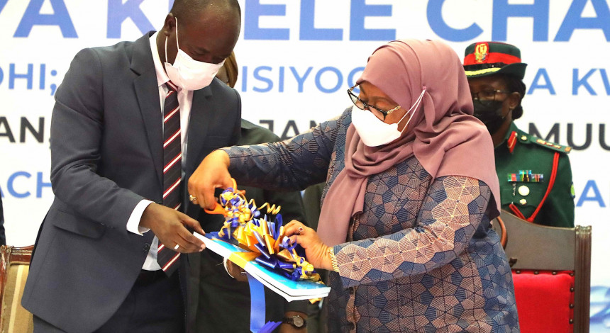 First slide [800x400]