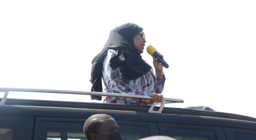 First slide [800x400]