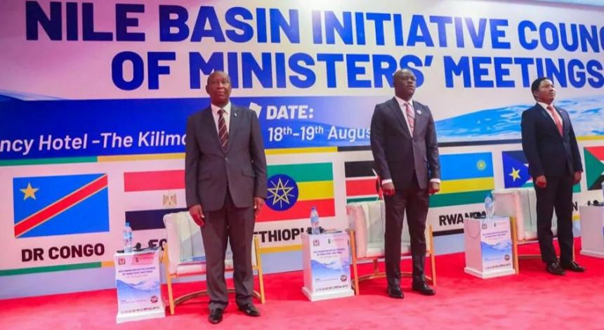 First slide [800x400]