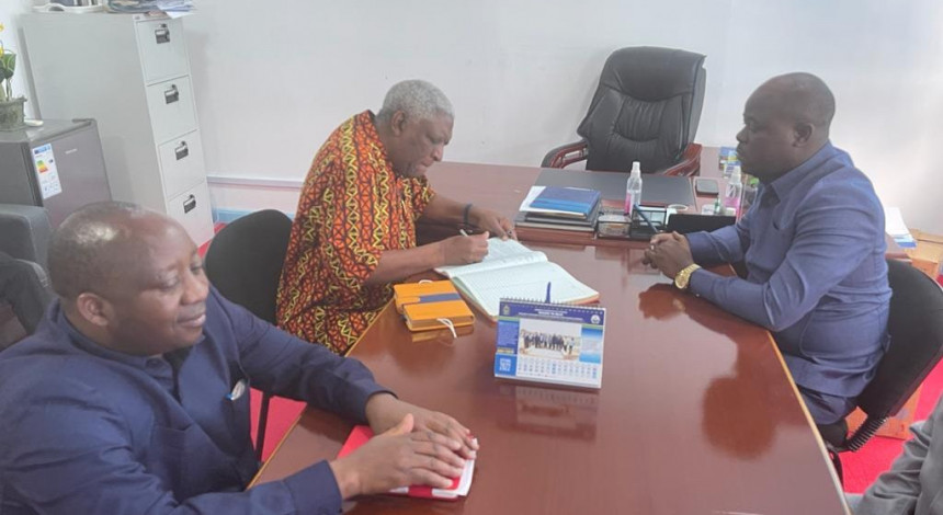 First slide [800x400]