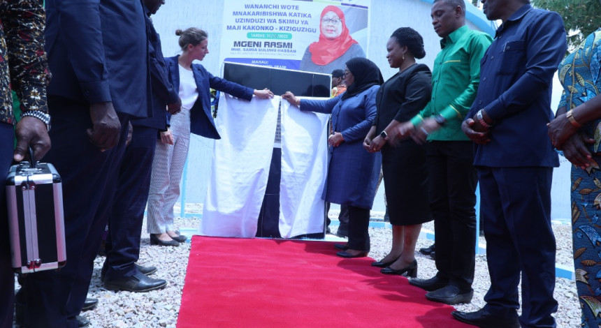 First slide [800x400]